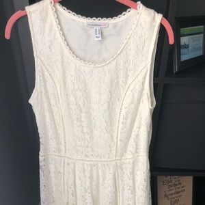 White lace dress